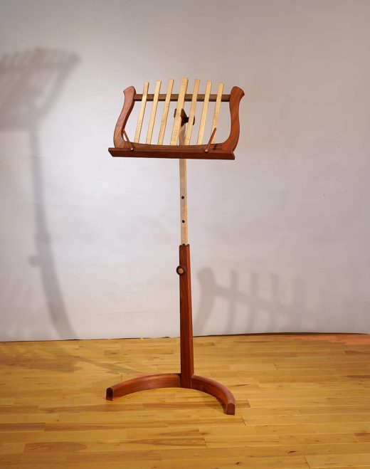 譜面台(Music Stand)脚部に用いられている(おしゃぶり)