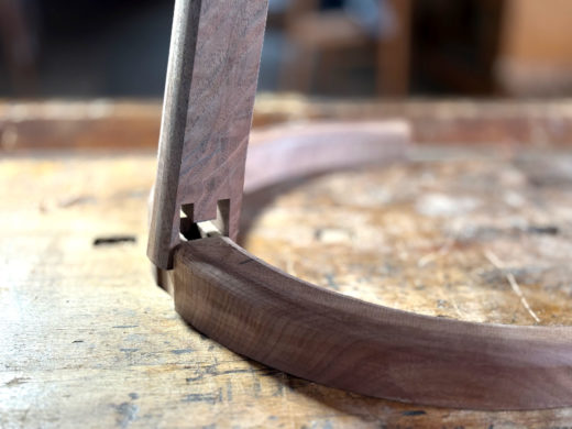 馬蹄形、中央部への支柱建て